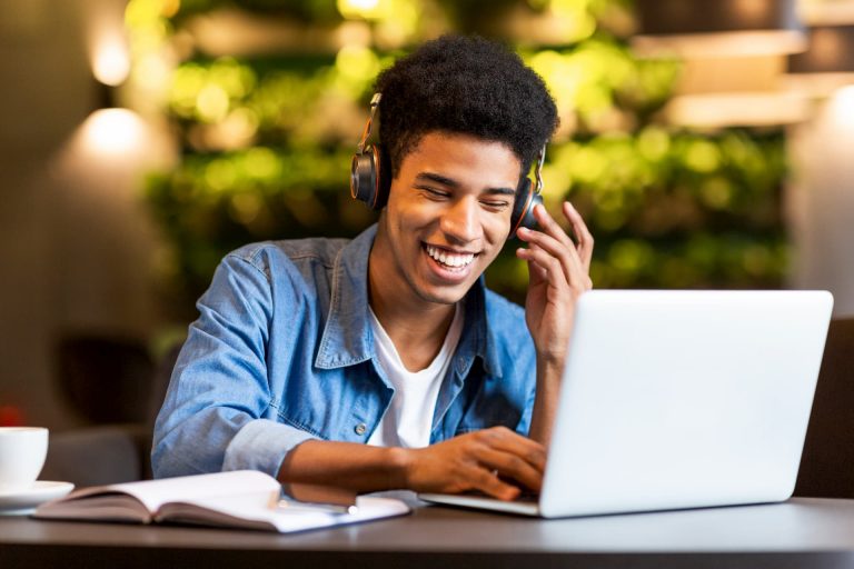 cursos homologados edxcellent chico miciudad 768x512